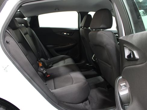 Used 2023 Chevrolet Malibu LT FWD image 23