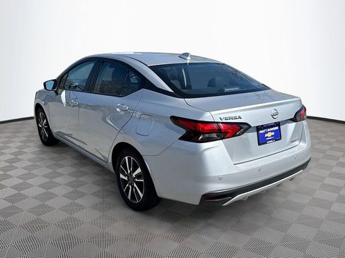 Used 2025 Nissan Versa SV image 7