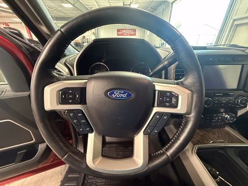 Used 2019 Ford F350 Lariat AWD/4WD image 22