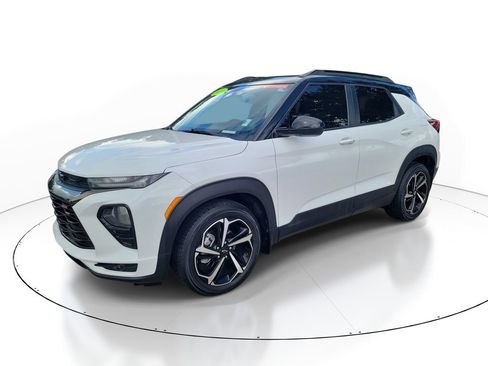 Used 2021 Chevrolet TrailBlazer RS w/ Sun and Liftgate Package FWD image 5