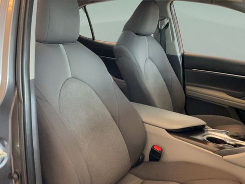 Certified 2023 Toyota Camry LE FWD image 32