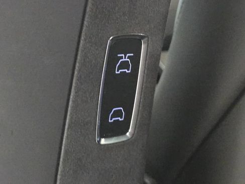 Used 2024 Tesla Model X AWD/4WD image 14