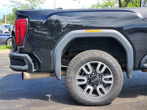 Used 2020 GMC Sierra 2500 AT4 w/ AT4 Premium Package AWD/4WD image 6