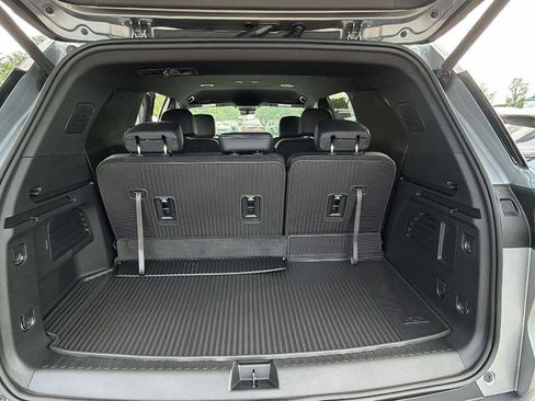 New 2026 Chevrolet Traverse LT w/ Driver Confidence Package FWD image 13