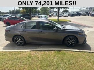 Used 2023 Toyota Camry SE FWD video 2