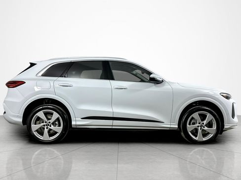 New 2025 Audi Q5 Premium Plus image 7