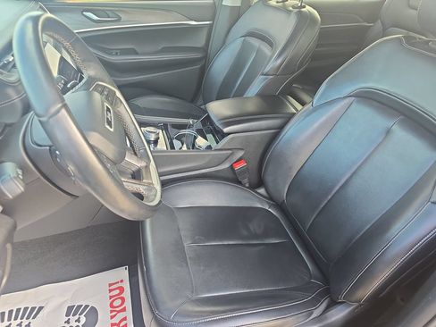 Used 2021 Jeep Grand Cherokee L Limited AWD/4WD image 15