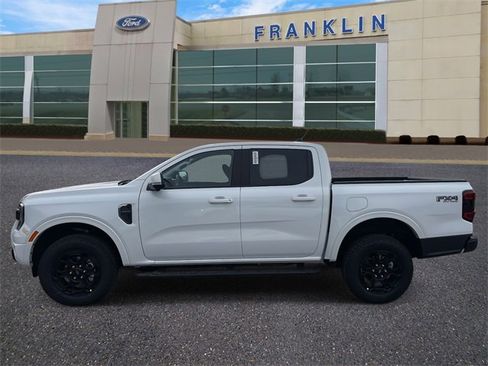 New 2025 Ford Ranger Lariat w/ FX4 Off-Road Package image 4