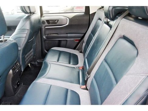 Used 2024 Ford Bronco Sport Outer Banks w/ Tech Package image 12