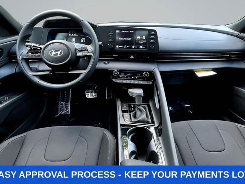 Used 2026 Hyundai Elantra SEL Sport Premium w/ Cargo Package FWD image 8