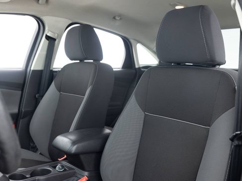 Used 2013 Ford Focus SE FWD image 22