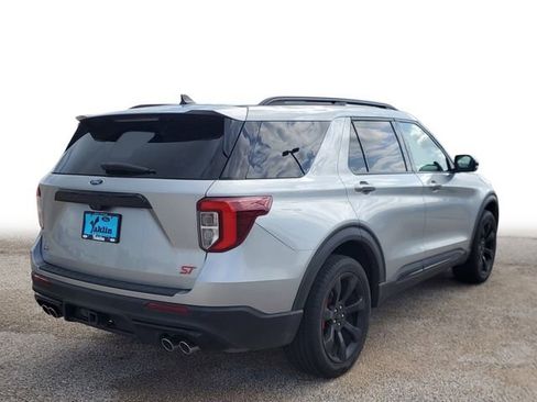 Used 2023 Ford Explorer ST w/ Equipment Group 401A AWD/4WD image 4