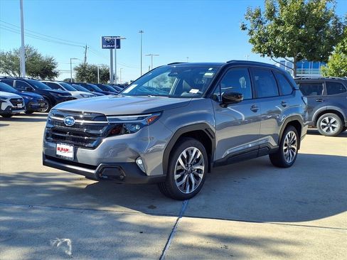 New 2025 Subaru Forester Touring image 3