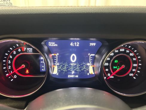 Used 2022 Jeep Gladiator Mojave w/ Dual Top Group AWD/4WD image 11