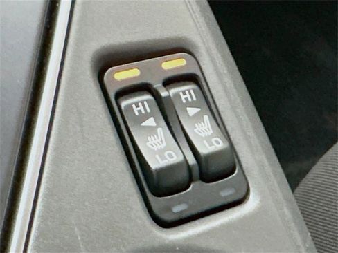 Used 2024 Subaru Crosstrek 2.0i Premium image 13