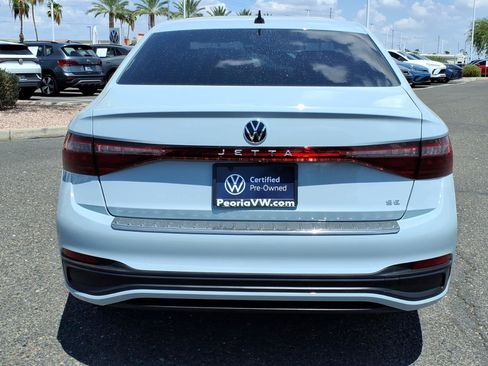 Certified 2026 Volkswagen Jetta SE w/ Black Wheel Package FWD image 6
