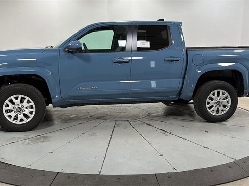New 2026 Toyota Tacoma SR5 image 8