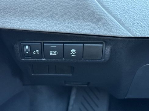 New 2026 Toyota Corolla Cross L image 28