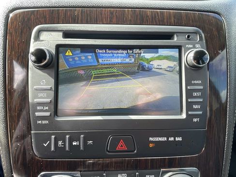 Used 2017 Chevrolet Traverse LT w/ Graphite Special Edition FWD image 21