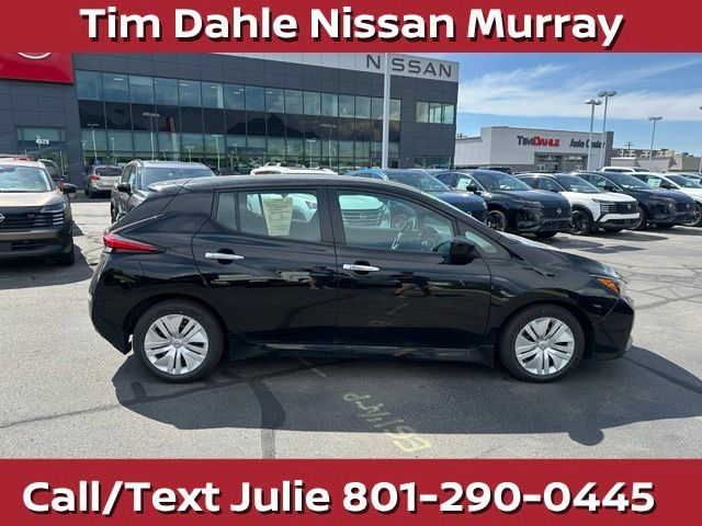 Used 2024 Nissan Leaf S FWD image 13
