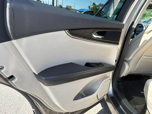 Used 2018 Lincoln MKX Select w/ Select Plus Package FWD image 20