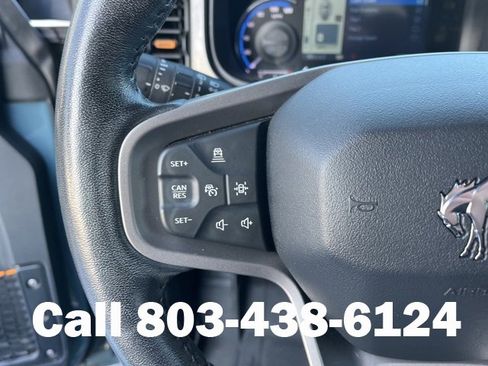 Used 2022 Ford Bronco Badlands image 16