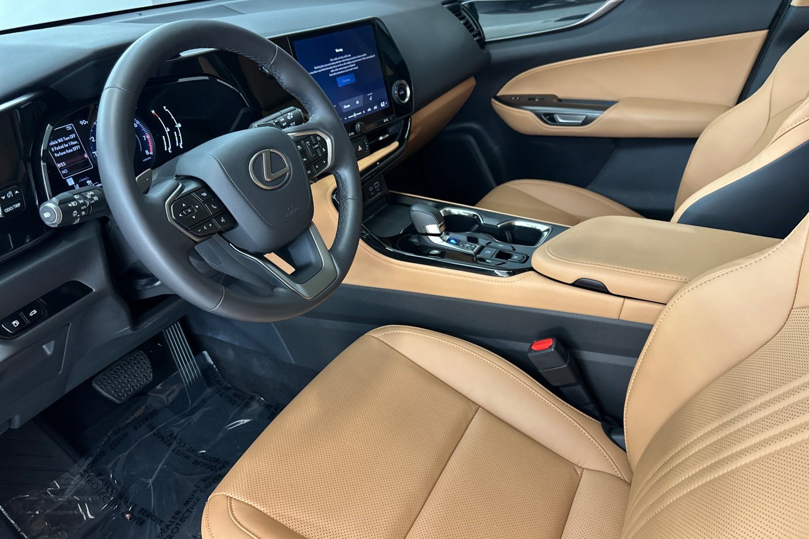 Used 2024 Lexus NX 250 FWD w/ Cold Area Package image 4