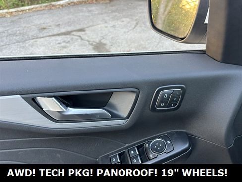 New 2026 Ford Escape Platinum w/ Premium Technology Package image 24