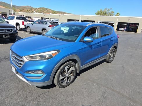 Used 2017 Hyundai Tucson Sport FWD image 1