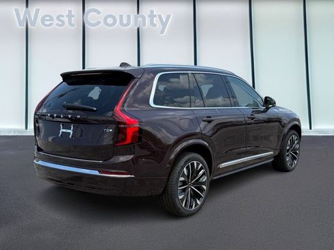 New 2025 Volvo XC90 T8 Plus w/ Protection Package Premier image 3