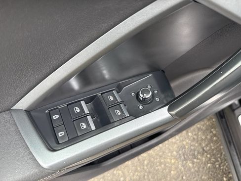 Used 2021 Audi Q3 2.0T Premium Plus w/ Premium Plus Package image 30