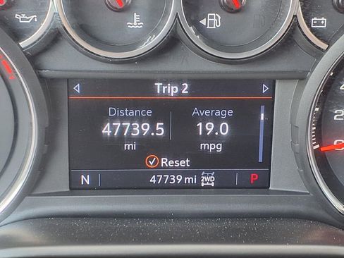 Used 2021 Chevrolet Silverado 1500 RST image 36