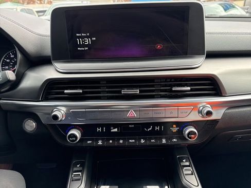 Used 2022 Kia Telluride S image 32