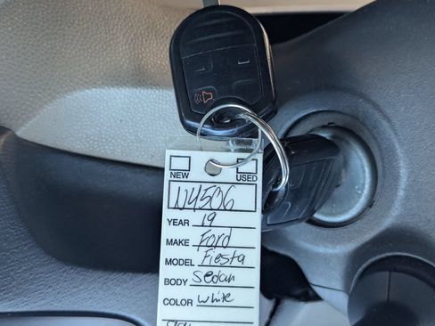 Used 2019 Ford Fiesta SE FWD image 36