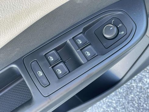 New 2026 Volkswagen Taos S FWD image 15