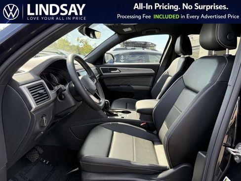 Used 2021 Volkswagen Atlas Cross Sport SE image 10