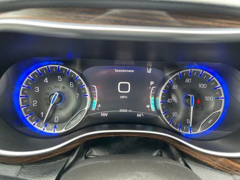 Used 2021 Chrysler Pacifica Limited w/ Premium & Safety Sphere Group AWD/4WD image 36