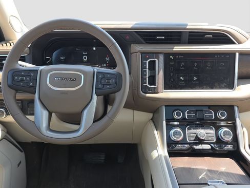 Used 2023 GMC Yukon XL Denali w/ Max Trailering Package AWD/4WD image 13