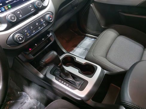 Used 2019 Chevrolet Colorado LT w/ LPO, Premium Interior Package image 25