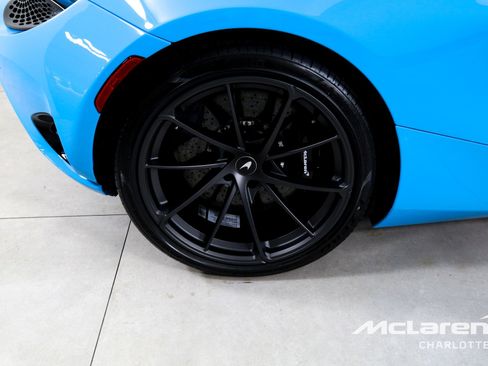 Used 2027 McLaren 750S Spider RWD image 25