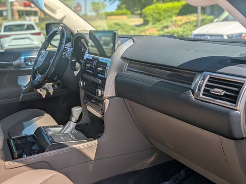Used 2022 Lexus GX 460 Premium image 40