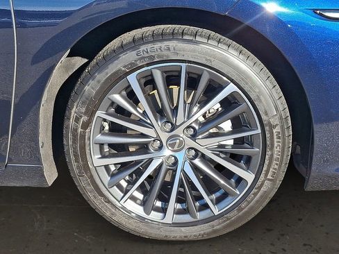 Used 2023 Lexus ES 350 w/ Premium Package image 9