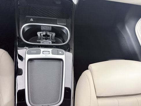 Used 2025 Mercedes-Benz CLA 250 CLA 250 image 22