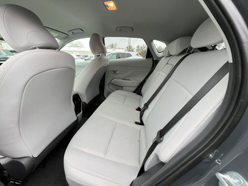 Used 2025 Hyundai Kona SEL image 25