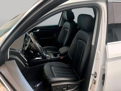 Used 2024 Audi Q5 2.0T Premium w/ Convenience Package AWD/4WD image 8