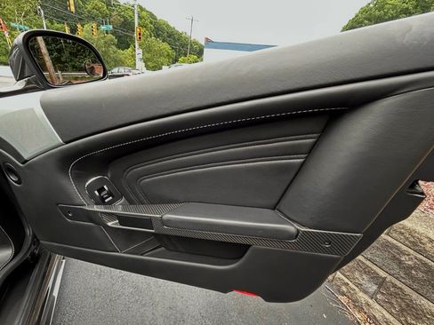 Used 2011 Aston Martin DBS Volante RWD image 26