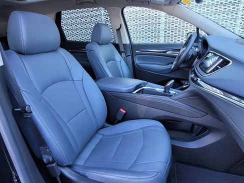 Used 2021 Buick Enclave Essence w/ Sound and Sites Package AWD/4WD image 26