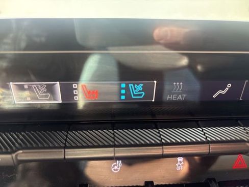 Used 2025 GMC Hummer EV 3X AWD/4WD image 29