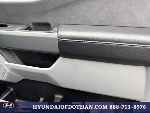 Used 2023 Ford F250 XL w/ STX Appearance Package image 12