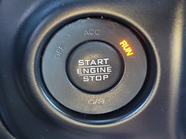Used 2022 Jeep Wrangler Unlimited Rubicon AWD/4WD image 12